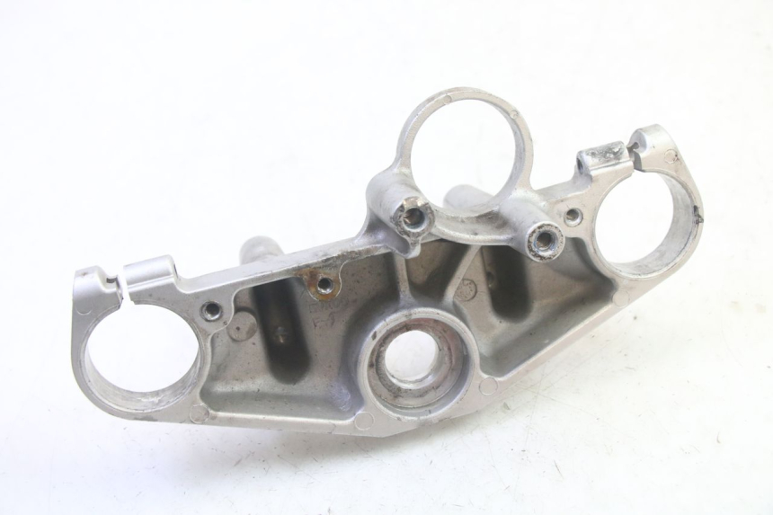 photo de TE FOURCHE SUPERIEUR YAMAHA FZ6 N FAZER 600 (2004 - 2006) - Gros plan technique