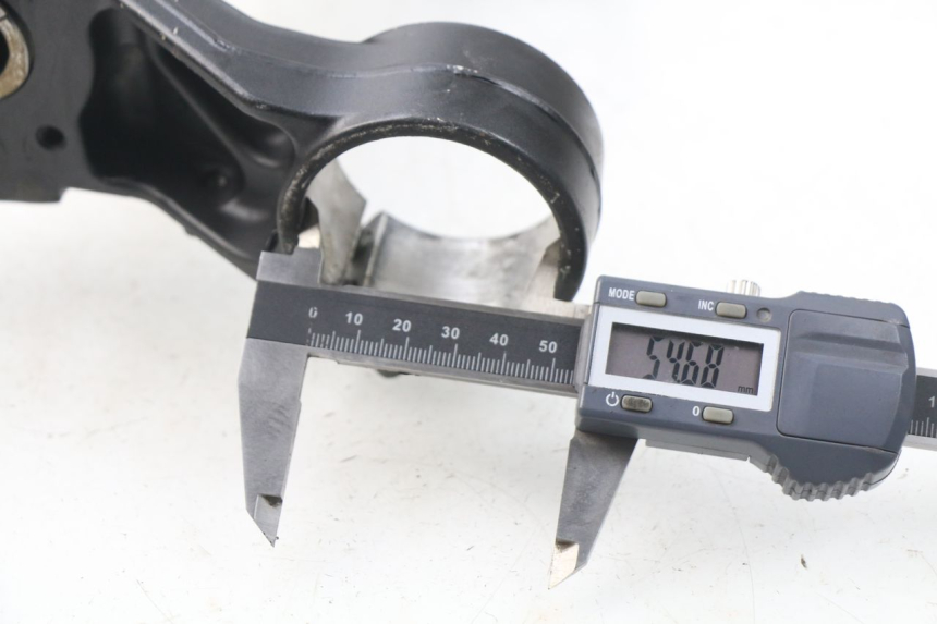 photo de TE FOURCHE SUPERIEUR YAMAHA FZ8 800 (2010 - 2016) - Zoom état d’usage