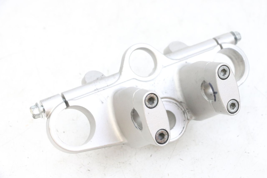 photo de TE FOURCHE SUPERIEUR SUZUKI GSF N BANDIT 600 (1996 - 1999) - État de surface