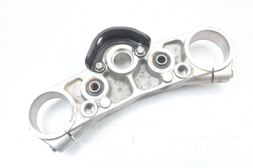 photo de TE FOURCHE SUPERIEUR SUZUKI GSR 750 (2011 - 2017) - Vue d’ensemble