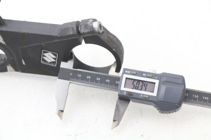 photo de TE FOURCHE SUPERIEUR SUZUKI GSX-R GSXR K16 1000 (2012 - 2016) - Points de fixation