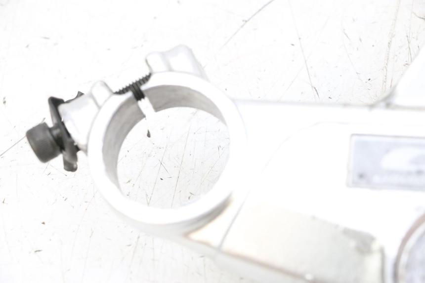 photo de TE FOURCHE SUPERIEUR HONDA CBR F 1000 (1993 - 1996) - Pièce contrôlée