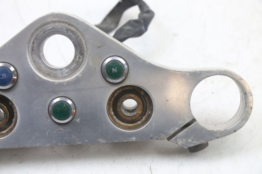 photo de TE FOURCHE SUPERIEUR HONDA VT C2 SHADOW 750 (1997 - 2001) - Vue d’ensemble