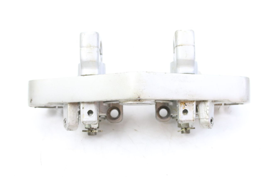 photo de Té FOURCHE SUPERIEUR SYM HUSKY 125 (1999 - 2005) - Autre angle de vue