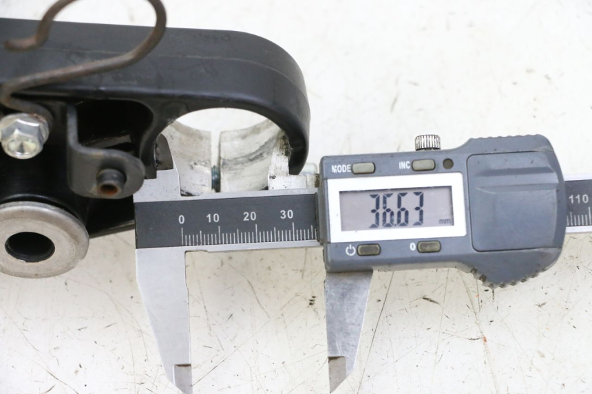 photo de TE FOURCHE SUPERIEUR KEEWAY K-LIGHT KLIGHT 125 (2018 - 2025) - Autre angle de vue