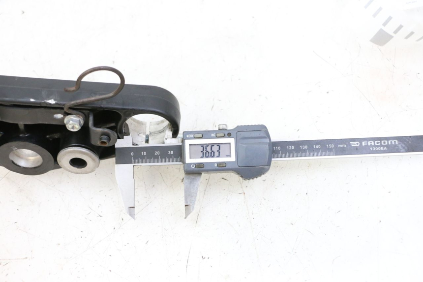 photo de TE FOURCHE SUPERIEUR KEEWAY K-LIGHT KLIGHT 125 (2018 - 2025) - Gros plan technique