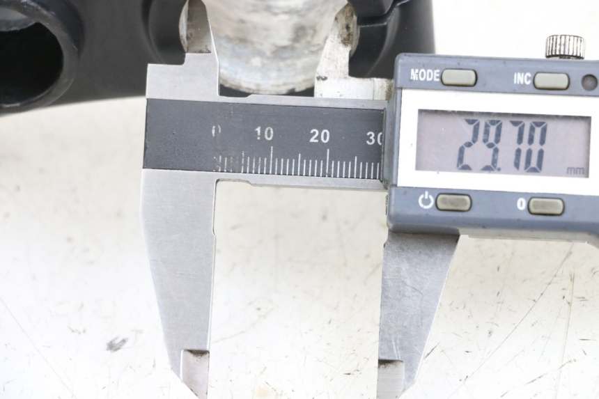 photo de TE FOURCHE SUPERIEUR KYMCO K-PW K-PIPE 50 (2012 - 2017) - Détail de la pièce