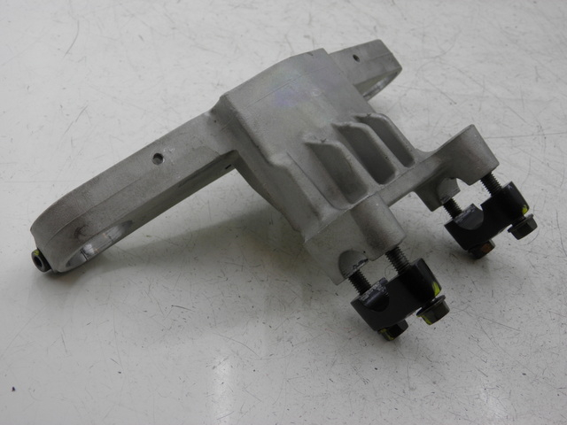 photo de TE FOURCHE SUPERIEUR KYMCO XCITING RI ABS 500 (2010) - Vue d’ensemble