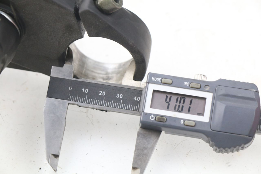 photo de TE FOURCHE SUPERIEUR YAMASAKI MSX 50 (2013 - 2022) - Zoom état d’usage