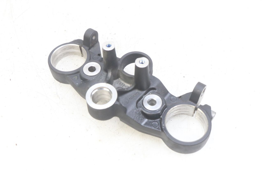 photo de Té FOURCHE SUPERIEUR YAMAHA MT ABS 125 (2014 - 2018) - Gros plan technique