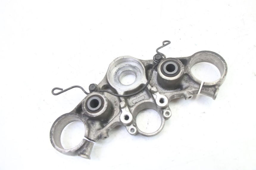 photo de TE FOURCHE SUPERIEUR HONDA ST PAN EUROPEAN 1300 (2002 - 2013) - Points de fixation