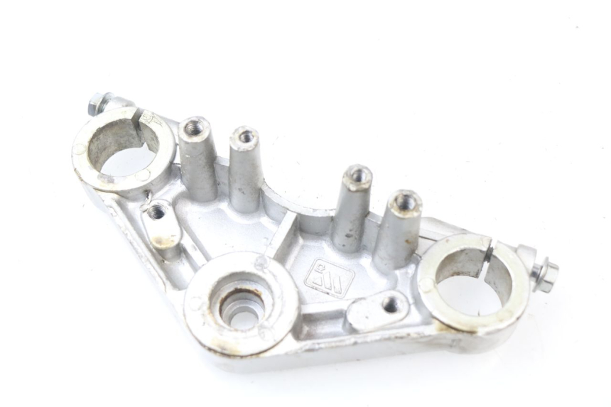 photo de TE FOURCHE SUPERIEUR YAMASAKI STREET 50 (2013 - 2018) - Détail de la pièce