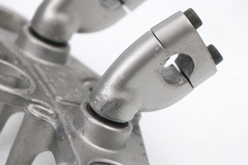 photo de TE FOURCHE SUPERIEUR YAMAHA TDM 3VD 850 (1991 - 1995) - Autre angle de vue