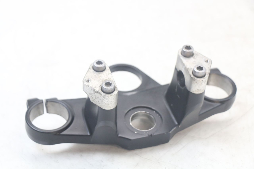 photo de Té FOURCHE SUPERIEUR YAMAHA TDM ABS 900 (2002 - 2014) - Autre angle de vue