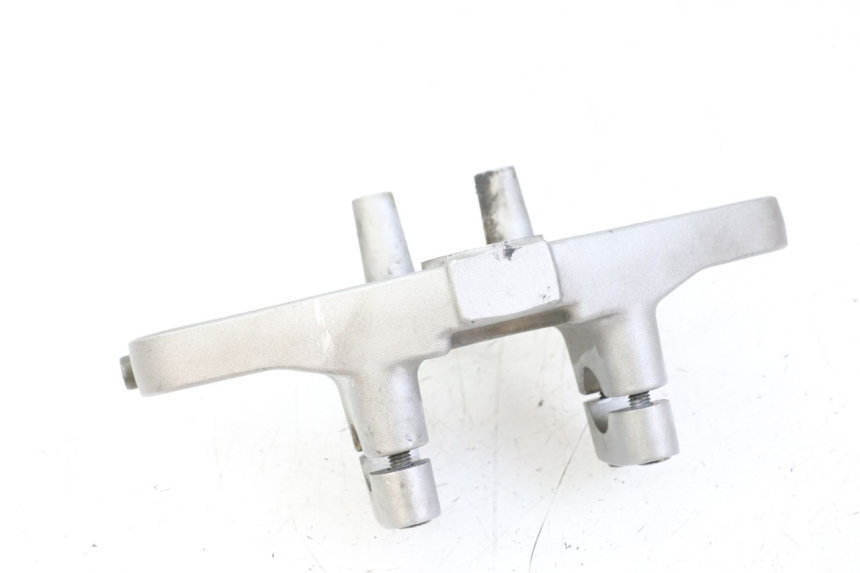 photo de TE FOURCHE SUPERIEUR YAMAHA TDR DELTABOX 125 (1997 - 2003) - Autre angle de vue