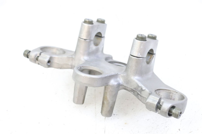 photo de TE FOURCHE SUPERIEUR YAMAHA TDR DELTABOX 125 (1997 - 2003) - Points de fixation