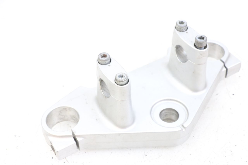 photo de TE FOURCHE SUPERIEUR SUZUKI VL INTRUDER 125 (2004 - 2007) - Vue d’ensemble