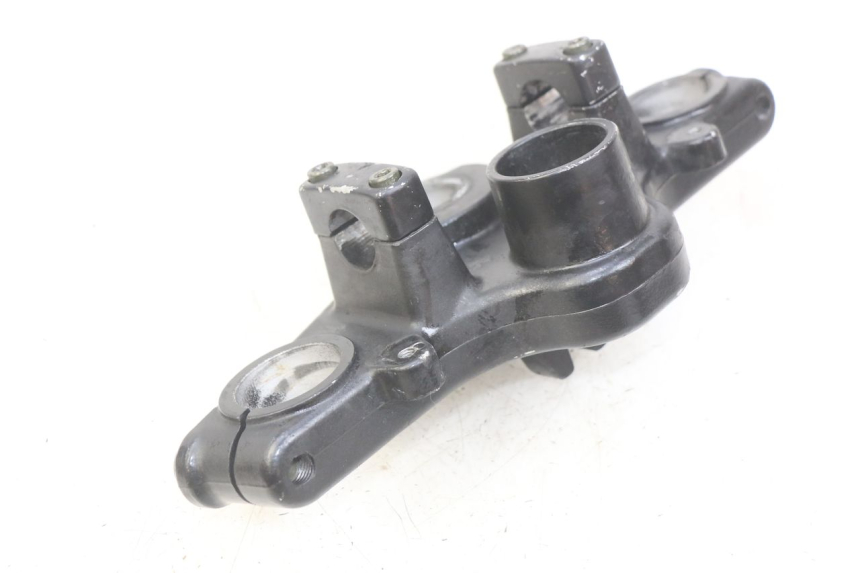 photo de Té FOURCHE SUPERIEUR SYM WOLF SB 125 (2011 - 2018) - Points de fixation