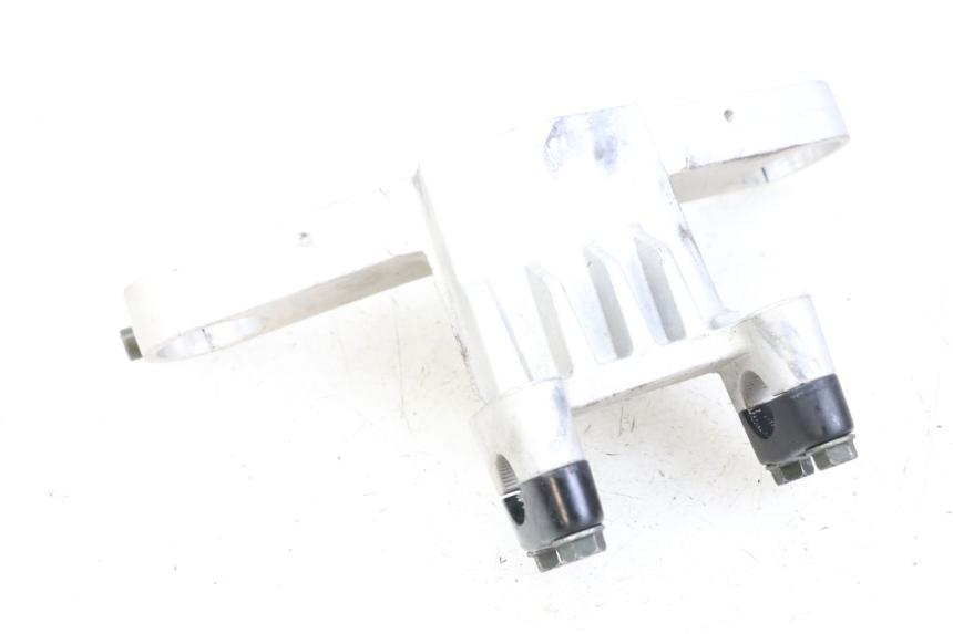 photo de Upper triple clamp KYMCO XCITING 250 (2006 - 2009) - Vue d’ensemble