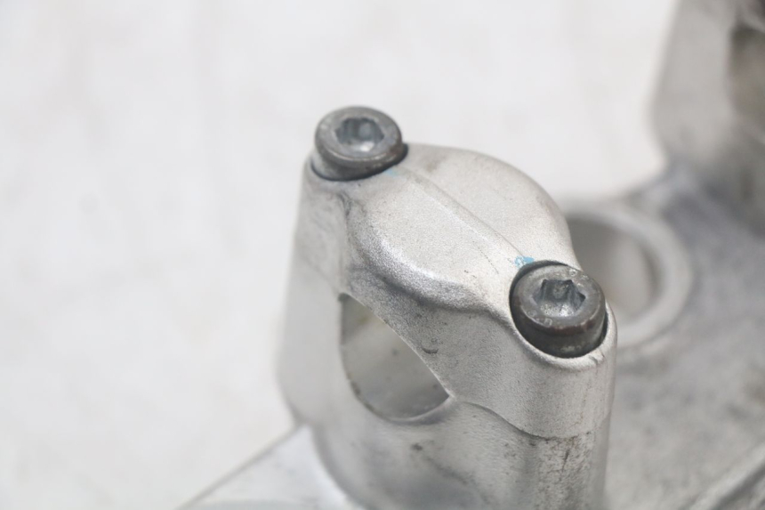 photo de Té FOURCHE SUPERIEUR FANTIC XM PERFORMANCE 2T 50 (2021 - 2022) - Gros plan technique