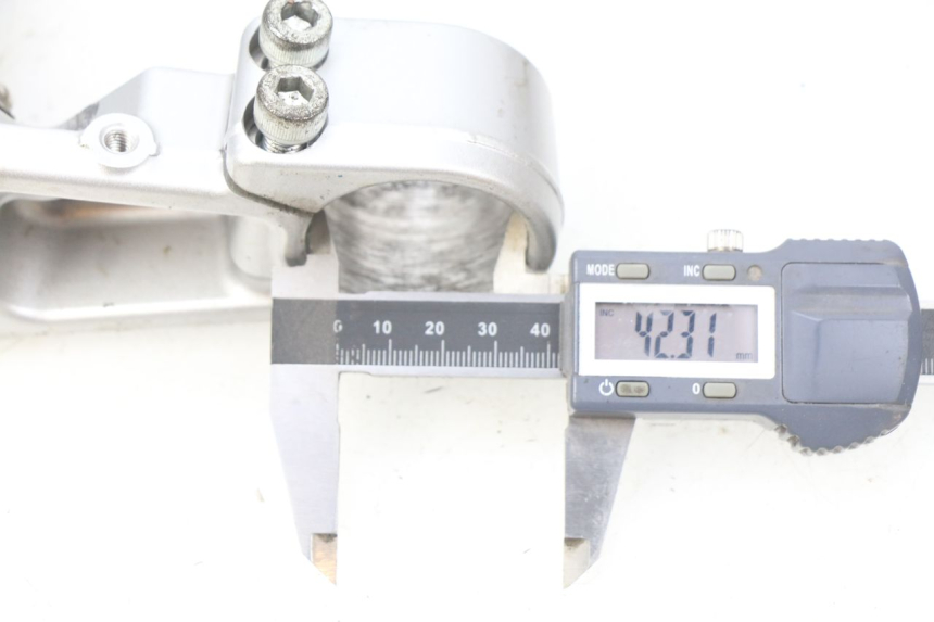 photo de TE FOURCHE SUPERIEUR YAMAHA XP T-MAX TMAX ABS 530 (2012 - 2015) - Vue d’ensemble