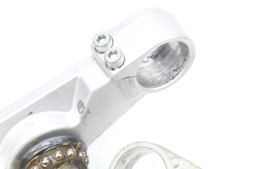 photo de TE FOURCHE SUPERIEUR YAMAHA XP T-MAX TMAX ABS 530 (2012 - 2015) - Points de fixation