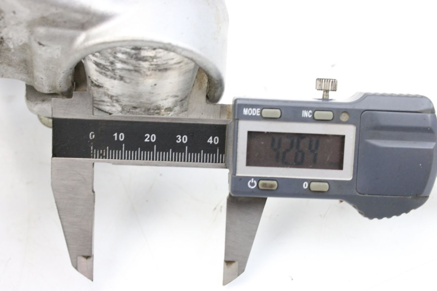 photo de TE FOURCHE SUPERIEUR YAMAHA XP T-MAX TMAX ABS 530 (2012 - 2015) - Points de fixation