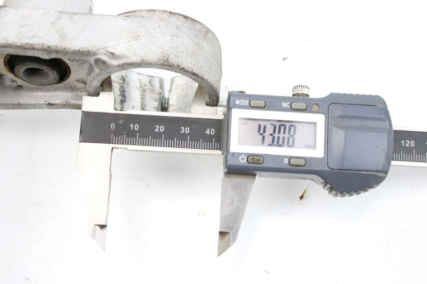 photo de TE FOURCHE SUPERIEUR YAMAHA XP T-MAX TMAX ABS 530 (2012 - 2015) - État de surface