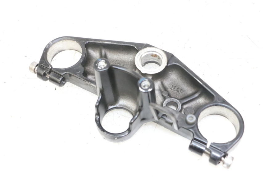 photo de TE FOURCHE SUPERIEUR YAMAHA FZS FAZER 600 (2001 - 2003) - Zoom état d’usage