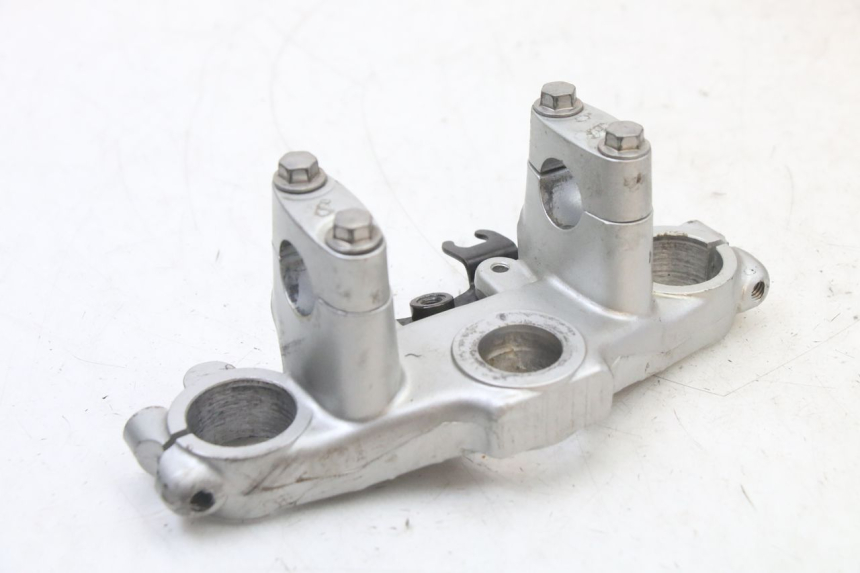 photo de TE FOURCHE SUPERIEUR YAMAHA TTR 125 (2000 - 2020) - Autre angle de vue