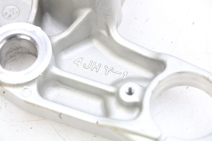 photo de Té FOURCHE SUPERIEUR YAMAHA YZF R THUNDERCAT 600 (1996 - 2003) - Zoom état d’usage