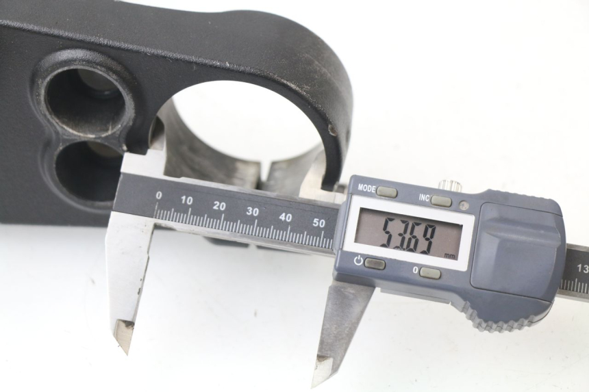 photo de TE FOURCHE SUPERIEUR YAMAHA YZF YZ-F 450 (2018 - 2021) - Vue d’ensemble