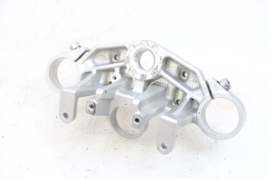 photo de TE FOURCHE SUPERIEUR KAWASAKI ZR 7 750 (1999 - 2004) - Autre angle de vue