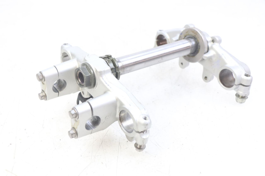 photo de TE FOURCHE YAMAHA TTR 125 (2000 - 2020) - Marquages et références