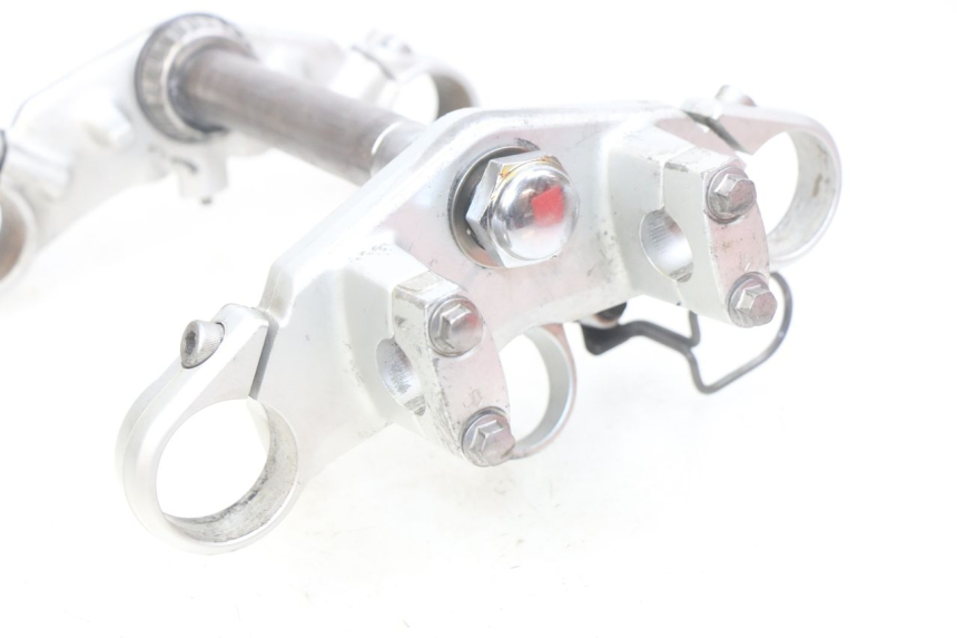 photo de FOURCHE KAWASAKI ZR7 ZR-7 S 750 (1999 - 2004) - Vue d’ensemble