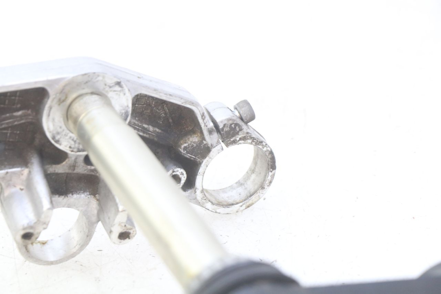 photo de FOURCHE KAWASAKI ZX-6R ZX6R 600 (1995 - 1997) - Points de fixation