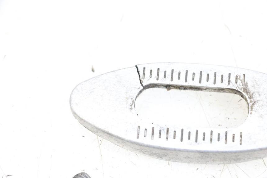 photo de TENDEUR CHAINE APRILIA CLASSIC 125 (1995 - 2001) - Points de fixation