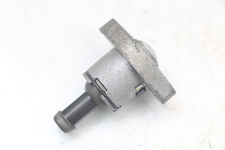 photo de TENDEUR CHAINE DISTRIBUTION JONWAY AZTRAL 125 (2008 - 2017) - Vue principale