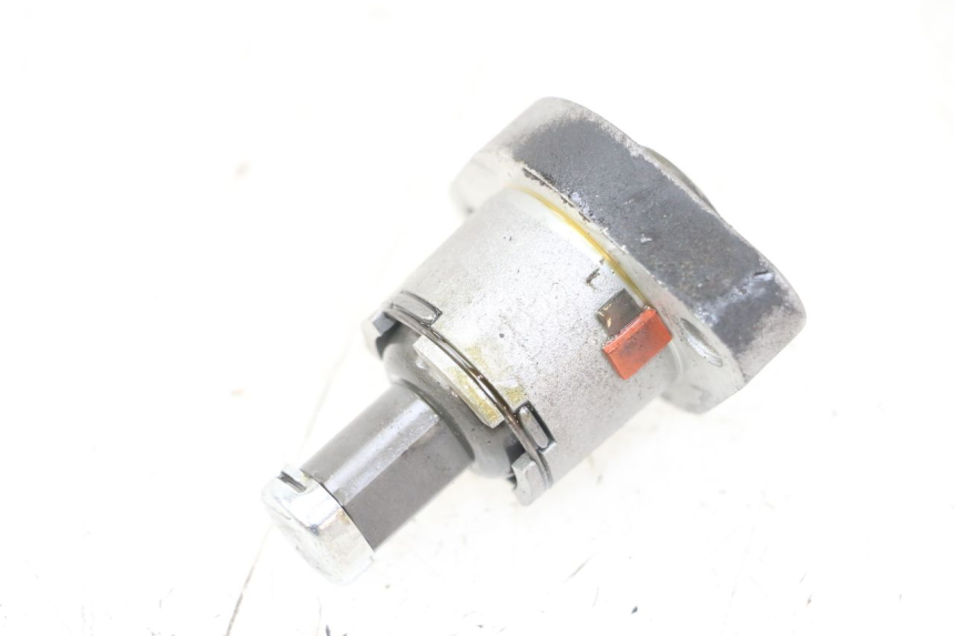 photo de TENDEUR CHAINE DISTRIBUTION GOES WIKI 125 (2010 - 2015) - Zoom état d’usage