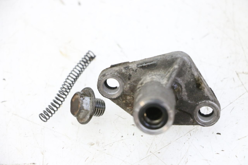 photo de TENDEUR CHAINE DISTRIBUTION PEUGEOT SATELIS 125 (2013 - 2018) - Autre angle de vue