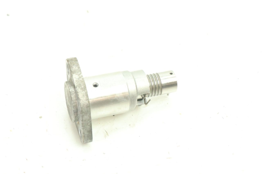 photo de TENDEUR CHAINE DISTRIBUTION YAMAHA YZF R6 600 (2008 - 2009) - Gros plan technique