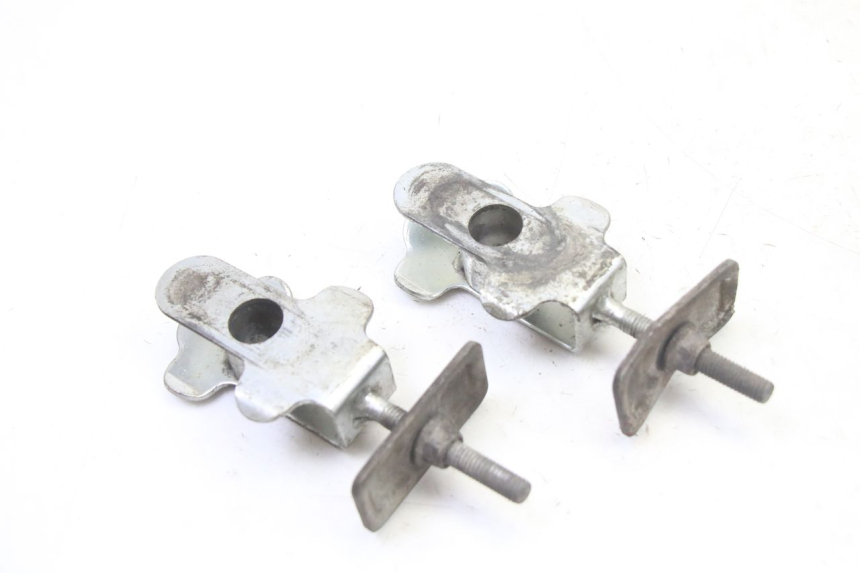 photo de TENDEUR CHAINE SUZUKI GS GSE 500 (2001 - 2003) - Autre angle de vue