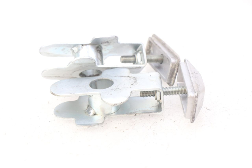 photo de TENDEUR CHAINE SUZUKI GSF N BANDIT 600 (2000 - 2004) - Détail de la pièce