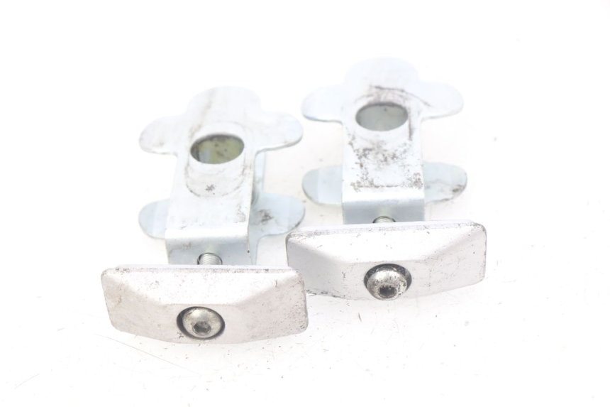 photo de TENDEUR CHAINE SUZUKI GSF N BANDIT 600 (2000 - 2004) - Autre angle de vue