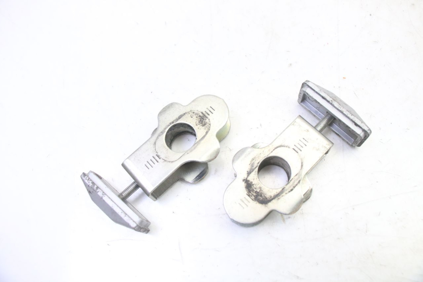 photo de TENDEUR CHAINE SUZUKI GSR 750 (2011 - 2017) - Vue principale