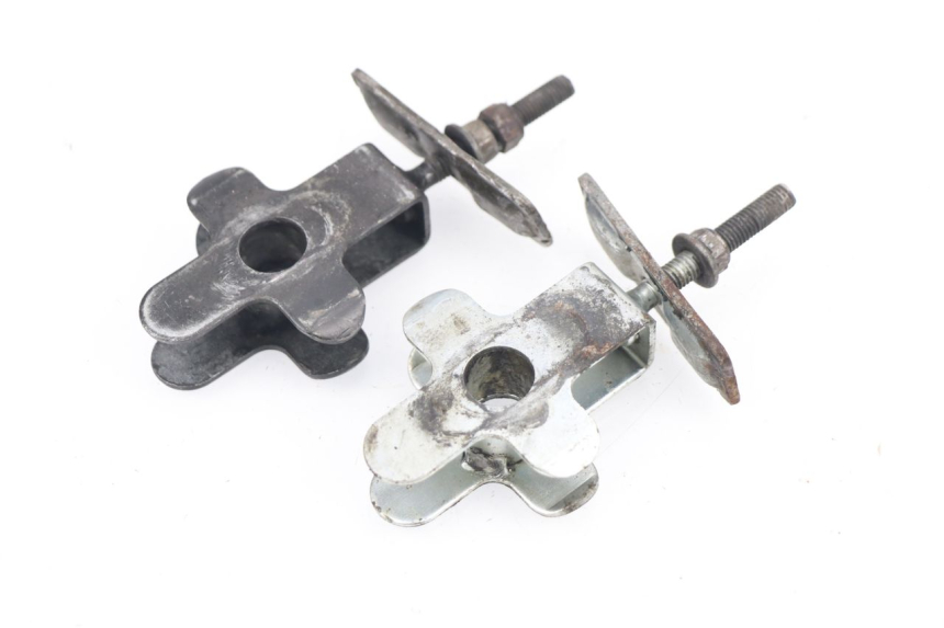 photo de TENDEUR CHAINE SUZUKI GSXF GSX F 600 (1988 - 1997) - Zoom état d’usage