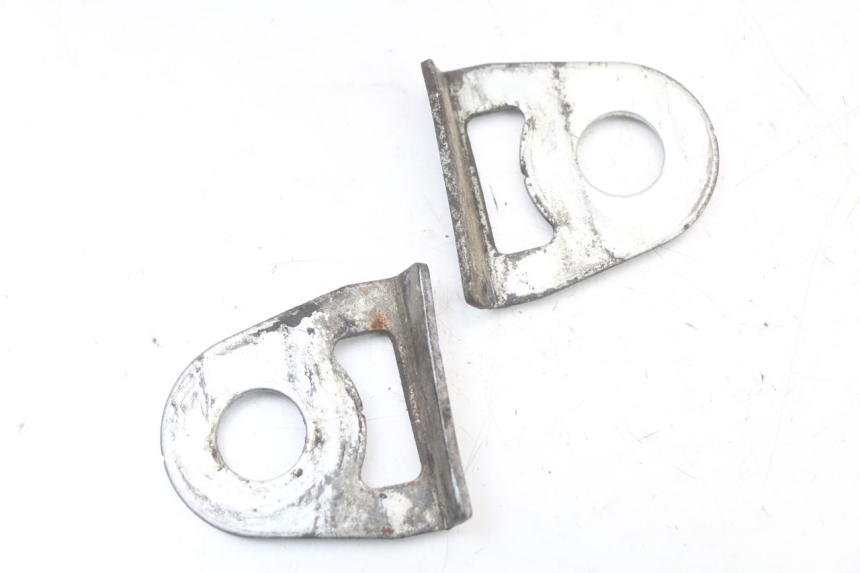 photo de TENDEUR CHAINE HYOSUNG GTR 125 (2006 - 2008) - Autre angle de vue