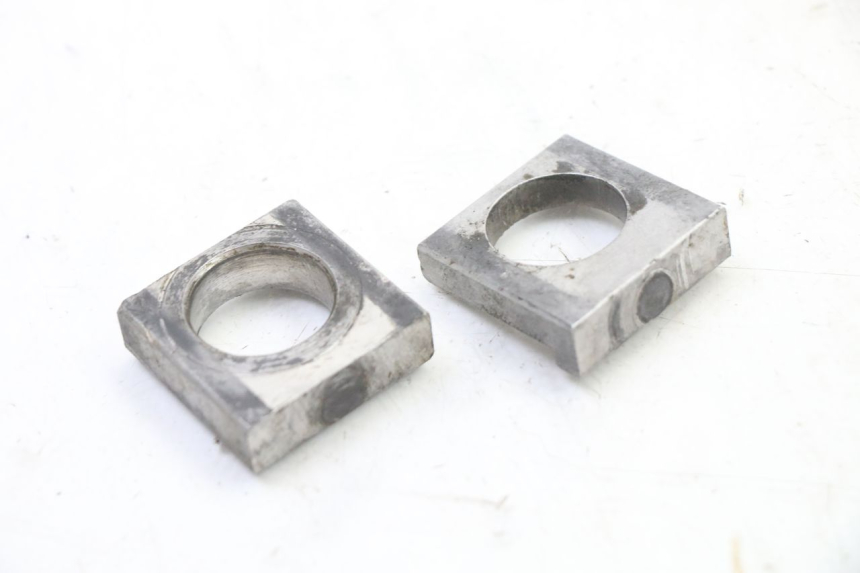 photo de TENDEUR CHAINE KAWASAKI KX F KXF 450 (2009 - 2011) - Autre angle de vue