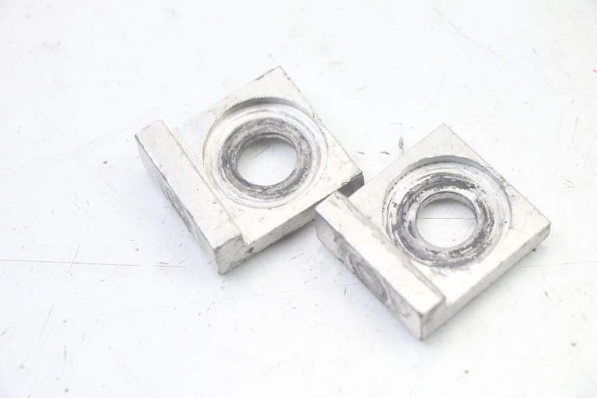 photo de TENDEUR CHAINE LONCIN DIRT BIKE 125 - Détail de la pièce