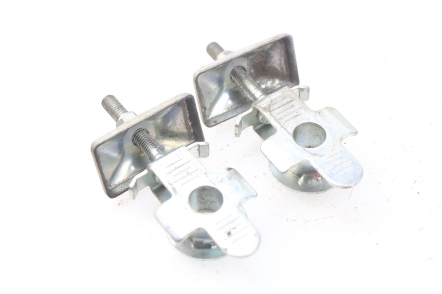 photo de TENDEUR CHAINE SUZUKI RV VAN VAN 125 (2003 - 2008) - Détail de la pièce